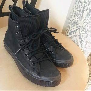 Converse Weatherproof Sneaker size 8.5